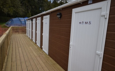The new toilet block has arrived for our campers